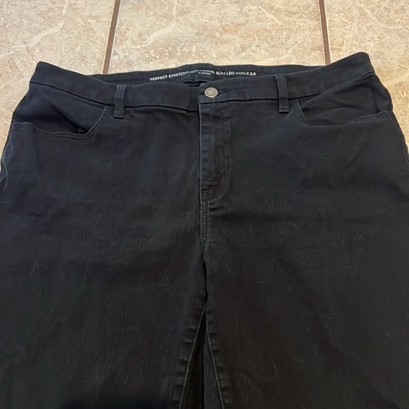 Chico’s Black Perfect Stretch Girlfriend Slim Leg Ankle Denim Jeans 2.5 - Picture 5 of 14